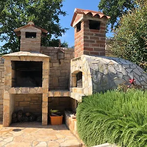 https://casa-stefanie.in-istria.net